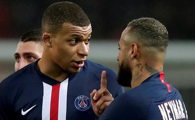 Tudi najdražja nogometaša na svetu – Kylian Mbappe in Neymar – bosta končala ligaško sezono v Franciji predčasno. FOTO: Reuters