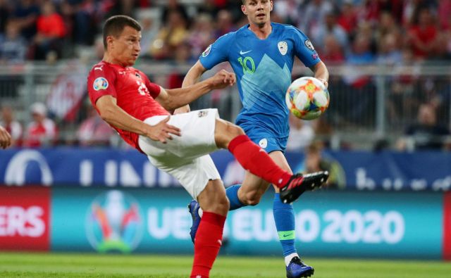 Slovenski reprezentant Miha Zajc je član turškega nogometnega velikana Fenerbahčeja. FOTO: Reuters