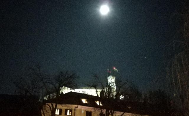 Preložena marčna 12. seja mestnega sveta je bila na Ljubljanskem gradu. FOTO: Aleš Stergar/Delo