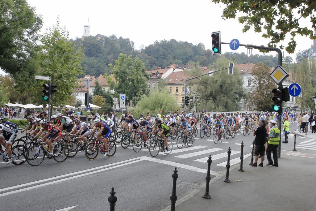 FOTO:Kje bi bila Rogla in Pogi, če ne bi bilo slovenske pentlje?