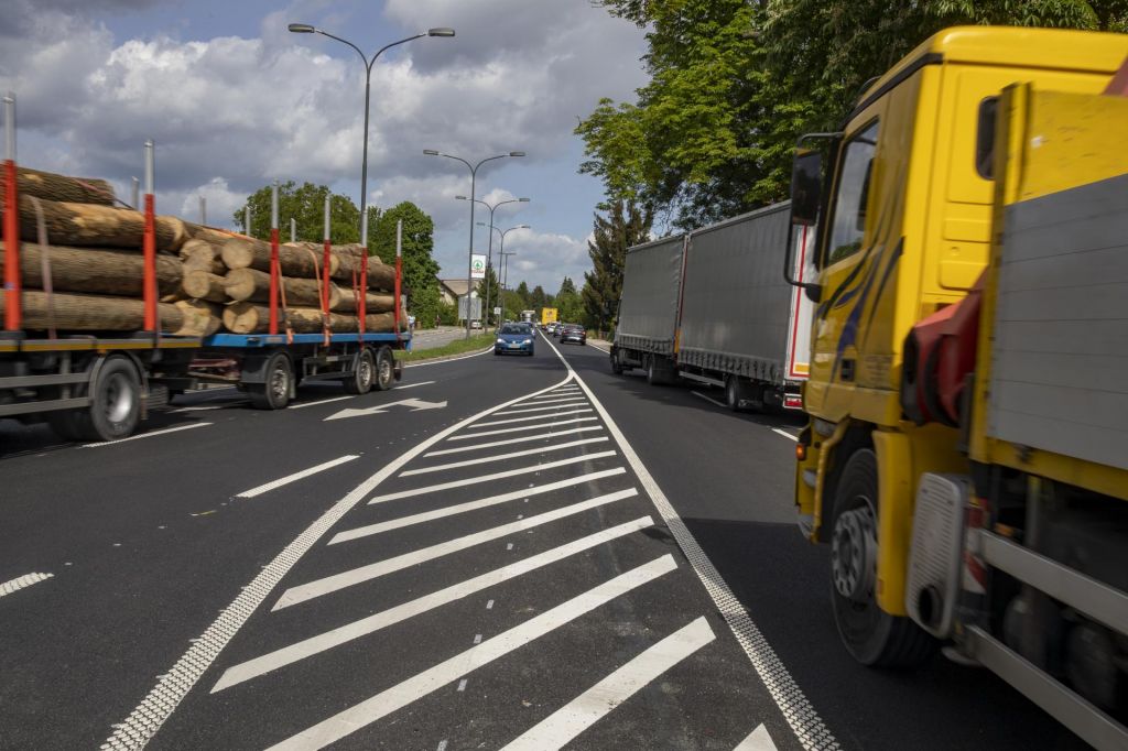 Celovška proti P+R Stanežiče še naprej dvopasovna