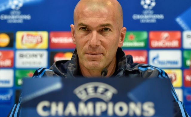 Zinedine Zidane je poskrbel za enega od najlepših golov v ligi prvakov. FOTO: AFP