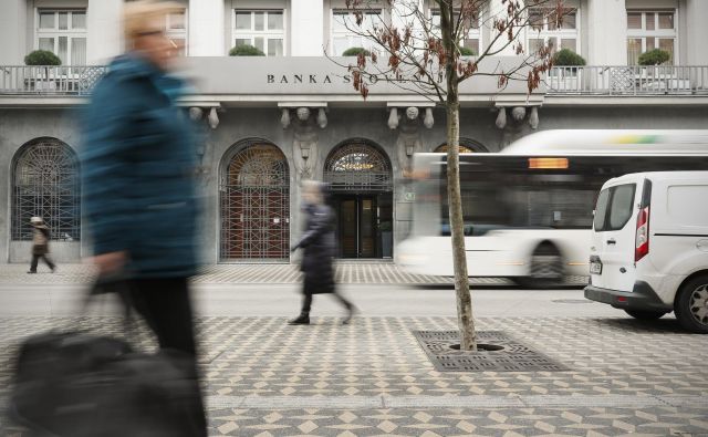 Banke bodo letos zaradi krize med ničelnim poslovnim rezultatom in možnimi velikimi izgubami, kaže analiza Banke Slovenije. Foto Uroš Hočevar