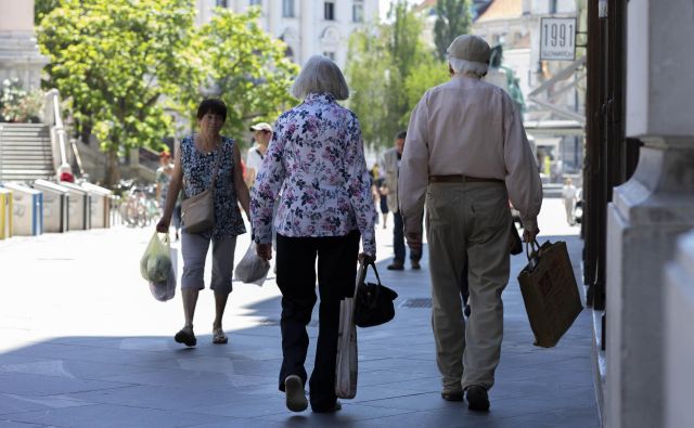 Dejavno staranje je dobro za telesno in duševno zdravje, zato ga je treba politično spodbujati, saj zmanjšuje stroške zdravstva in podaljšuje pričakovano zdravo življenje. FOTO: Vid Svetina