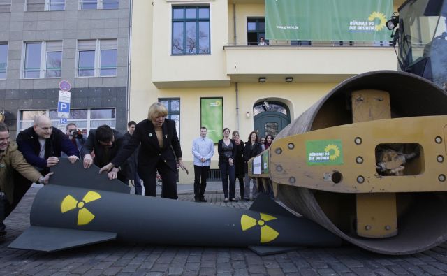 V Nemčiji se že nekaj let vrstijo protesti proti ameriškemu jedrskemu orožju, ki je nameščeno na nemškem ozemlju. FOTO:  Reuters