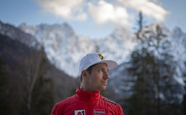 Marcel Hirscher uživa v domovini, vedno pa se je dobro počutil tudi pod vršaci Zgornjesavske doline. FOTO: Matej Družnik/Delo