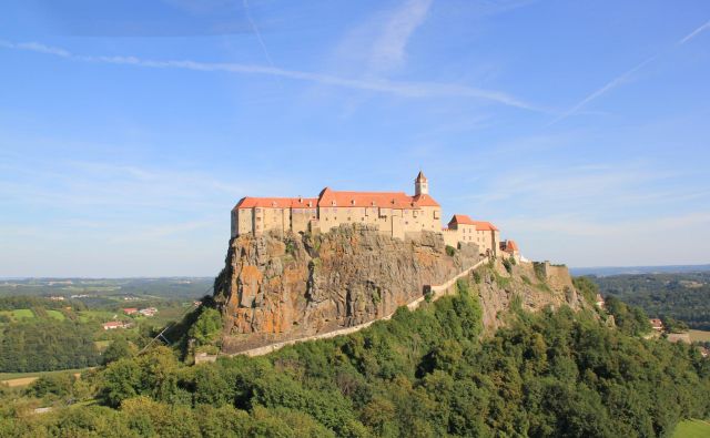 Eden najimpresivnejših na Cesti gradov: Riegersburg v jugovzhodnem delu avstrijske Štajerske. FOTO: Tourismusdienstleistungs GmbH