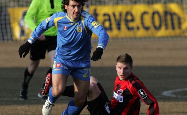 Lucas Mario Horvat (levo) je že eden od simbolov slovenske lige, v kateri je prvič zaigral leta 2005. Foto: Mavric Pivk/Delo