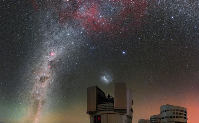 Pomembno vlogo pri določanju lastnosti eksoplanetov ima Zelo velik teleskop (VLT) Evropskega južnega observatorija v čilski puščavi Atakama. Fotografije Eso, Nasa