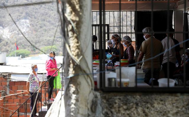 »Težko je opisati, v kako negotovih razmerah živimo,« so venezuelski Slovenci zapisali v pismu, ki smo ga pridobili na <em>Delu</em>. Fotografija je simbolična. Foto: Manaure Quintero/Reuters