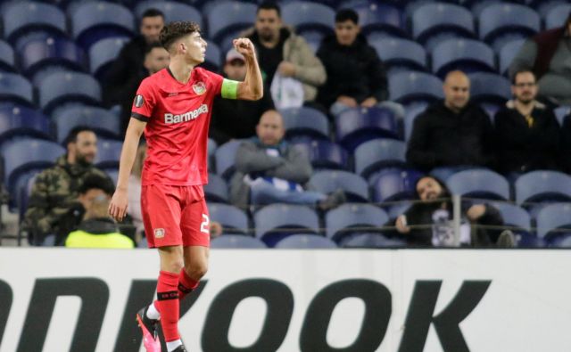 Kai Havertz se je tik pred pandemijo koronavirusa takole razveselil gola v Portu, ko je njegov Leverkusen ugnal domače moštvo v osmini finala evropske lige s 3:1. FOTO: Reuters