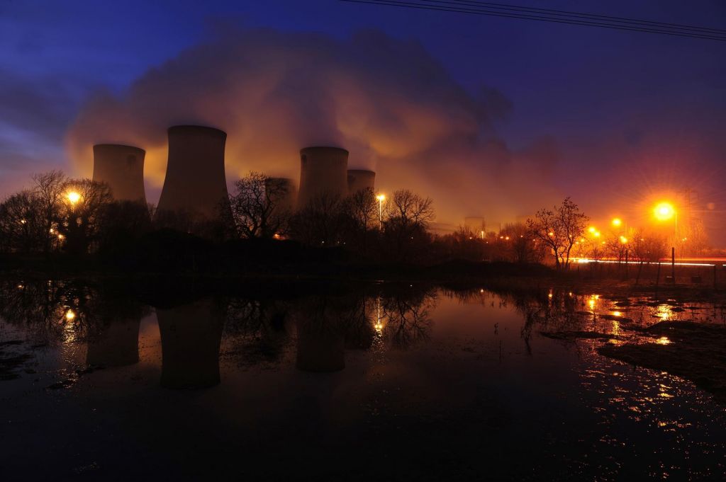 Vse britanske termoelektrarne na premog stojijo že dva meseca