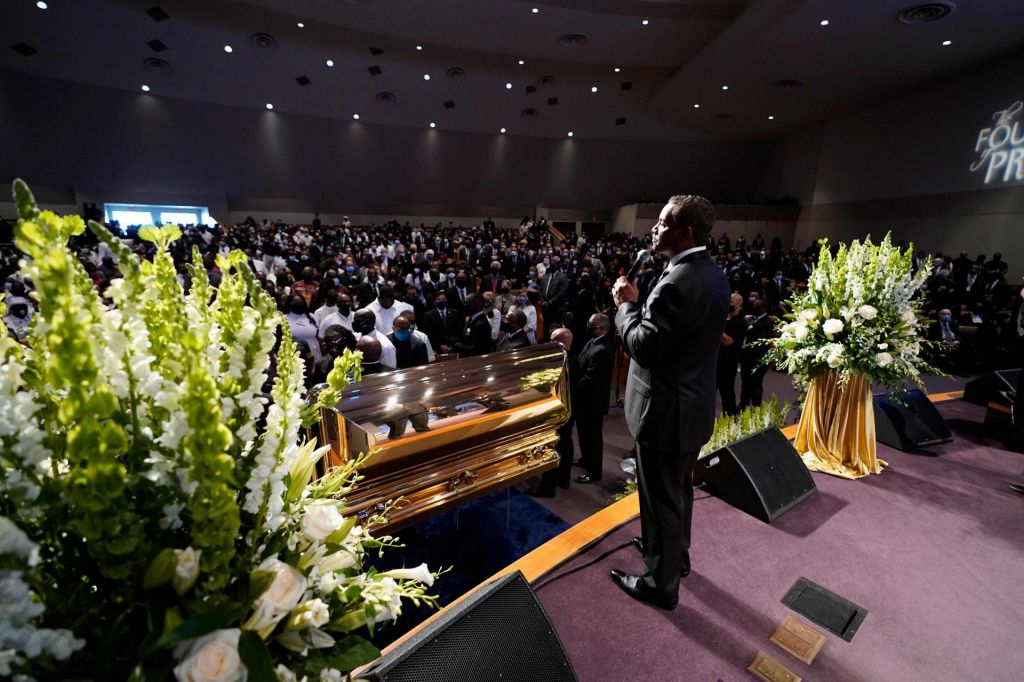 FOTO:V Houstonu pokopali Georgea Floyda