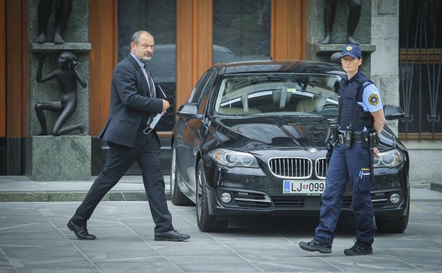 V prvi polovici šestega mandata državnega sveta, ki mu predseduje Alojz Kovšca, se je zvrstilo 30 rednih in 15 izrednih sej. Pri zakonodajnih iniciativah so bili po njegovih besedah precej uspešni, prav tako so uspeli z več kot polovico odložilnih vetov. FOTO: Jože Suhadolnik/Delo