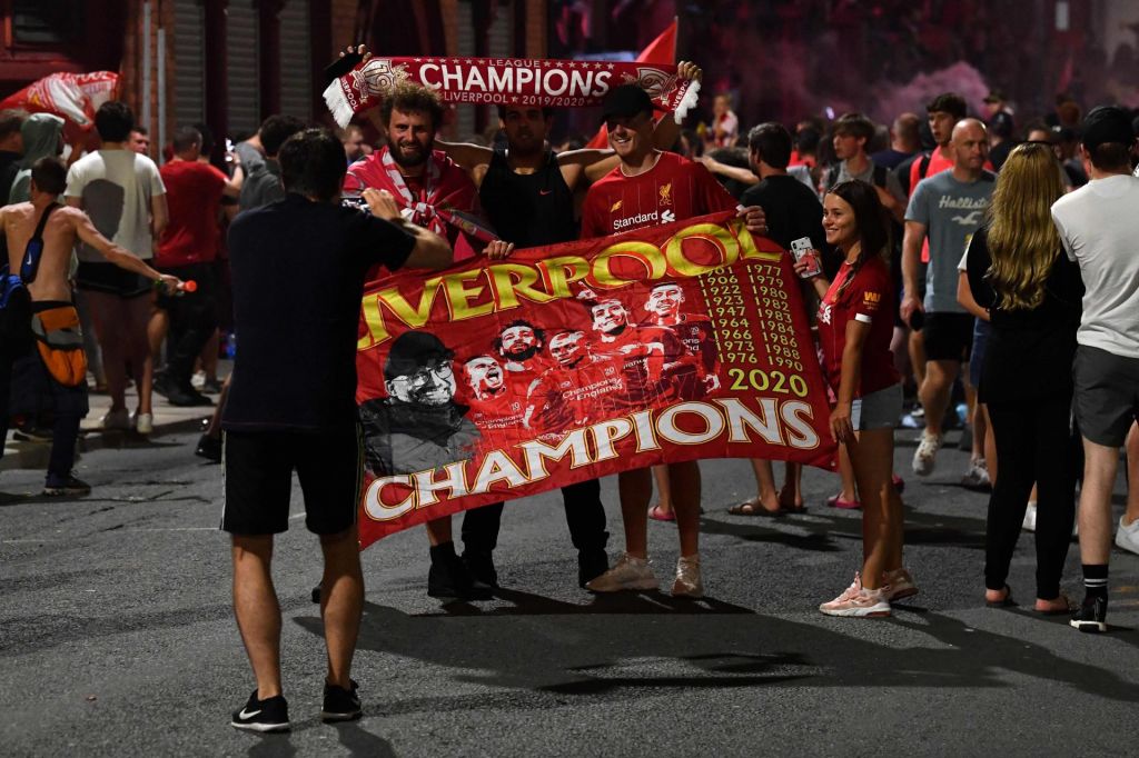 FOTO:V Londonu končali urok: Liverpool po 30 letih angleški nogometni prvak