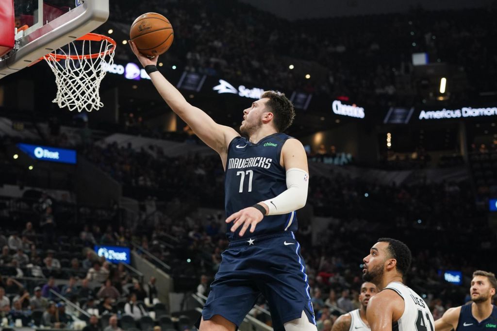 Luka Dončić in Goran Dragić dobila datuma svojih prvih tekem