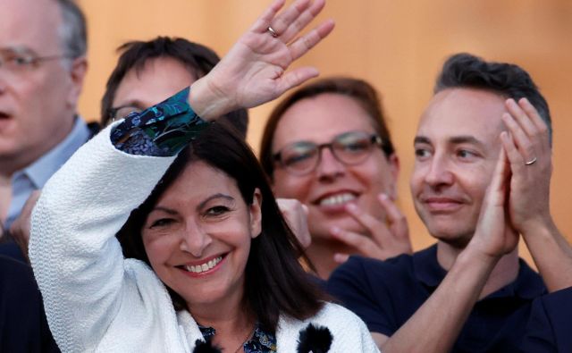 Pariška županja Anne Hidalgo se veseli vnovičnega mandata. FOTO: Christian Hartmann/Reuters