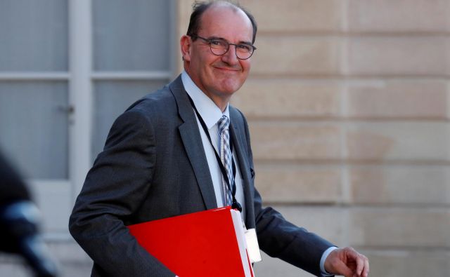 Jean Castex naj bi novo ministrsko ekipo predstavil do srede. FOTO: Gonzalo Fuentes/Reuters