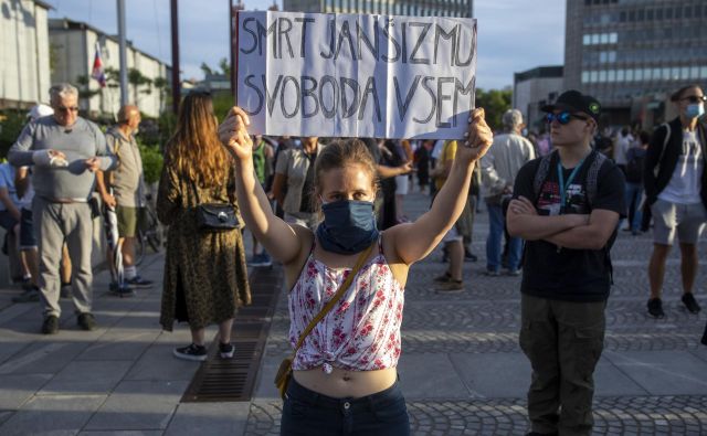 Verjetno to ni neka nova ideologija, saj se vendarle tudi fašizem ni poimenoval po Benitu Mussoliniju. Foto Voranc Vogel/Delo