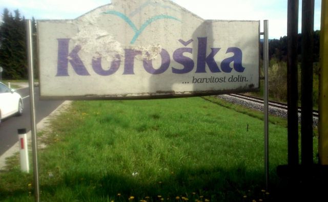 Po podatkih statističnega urada (Surs) je v tistem letu delovno mesto v drugih regijah v Sloveniji imelo 5179 ljudi s prebivališčem v Koroški regiji. Foto Picasa