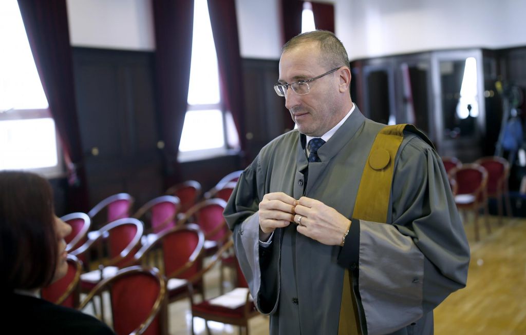 Pismo predsednika vlade generalnemu državnem tožilcu