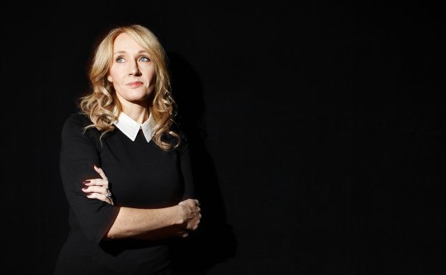 J. K. Rowling je pred časom doživela pogrom na družbenih omrežjih zaradi komentarjev, s katerimi je prizadela pripadnike transspolne skupnosti. FOTO: Reuters