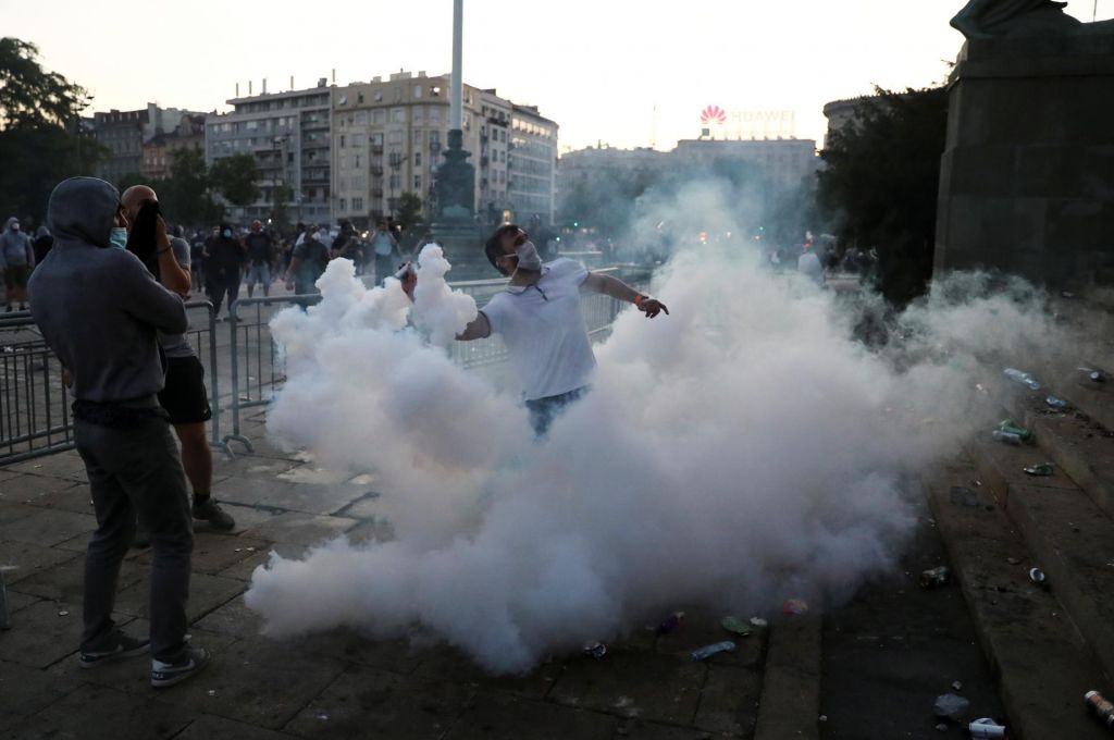 FOTO:Po Beogradu protesti tudi v Novem Sadu in Nišu