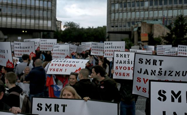 Beseda janšizem je izpeljanka priimka Janša in vsak v sebi dobro ve današnji pomen te besede. Foto Blaz Samec