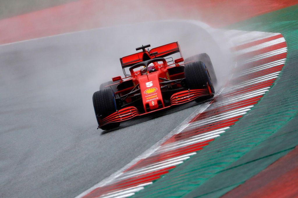 Vettel v pogovorih za selitev k Racing Pointu