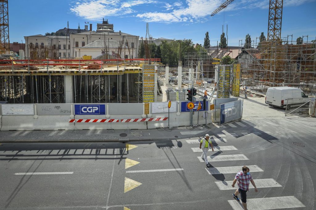 FOTO:Padec cen nepremičnin se pričakuje pozno jeseni