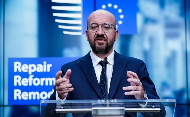 Predsednik evropskega sveta Charles Michel je pred tednom dni v kompromisnem predlogu ponudil 26 milijard evrov manj kot evropska komisija, nezadovoljnih je veliko. FOTO: Kenzo Tribouillard/Afp