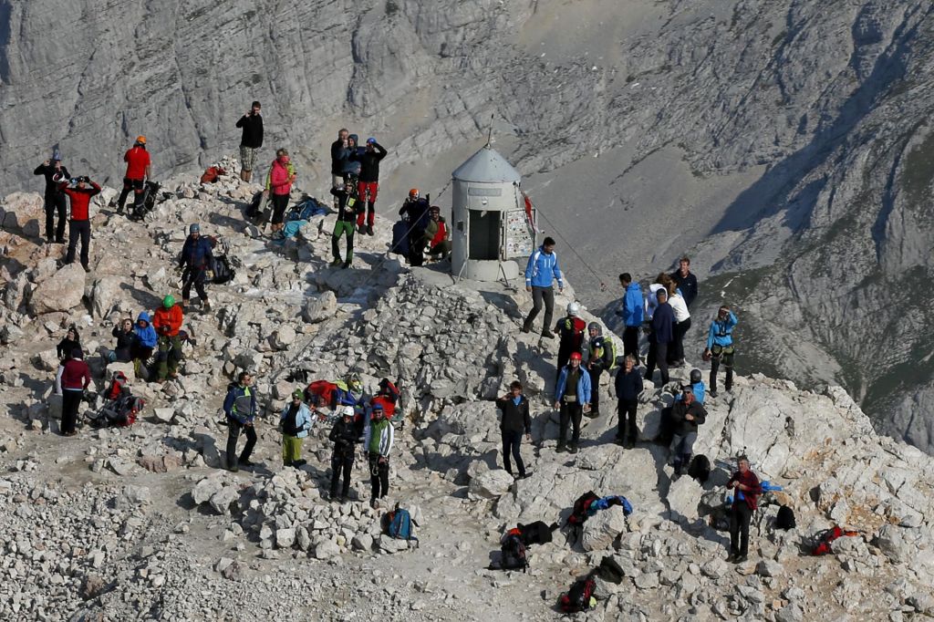 Previdno na Triglav: dela na planinskih poteh