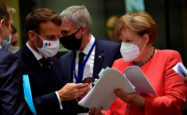 Pogajanja na vrhu EU so spet trajala vso noč. FOTO: John Thys/Reuters
