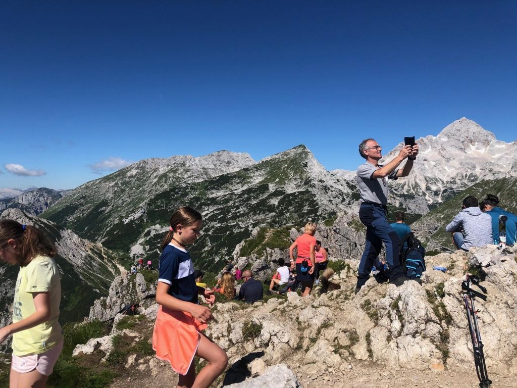 FOTO:Gora z enim najlepših pogledov na Triglav