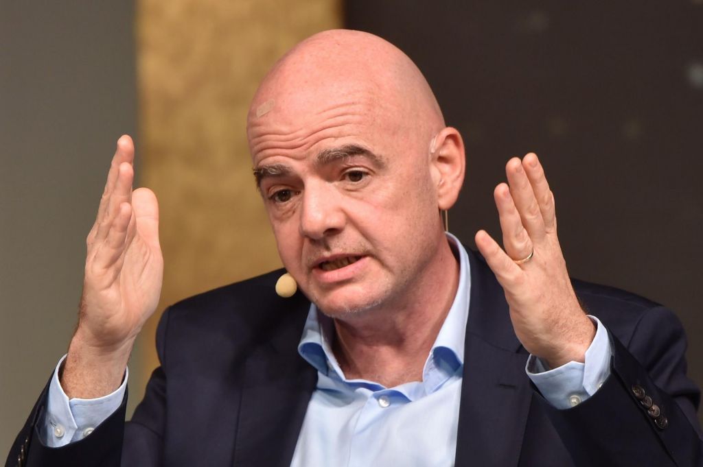 Infantino pod preiskavo Švicarjev