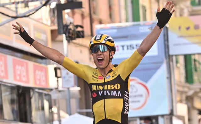 Wout van Aert je dobil pomebno dirko. FOTO: Marco Bertorello/AFP