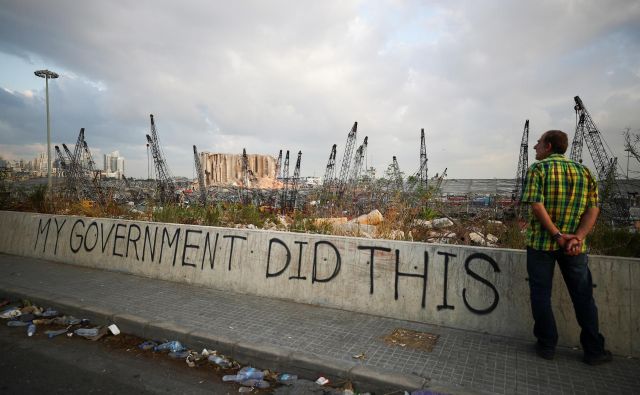Včerajšnji odstop libanonske vlade ni končal protestov. FOTO: Hannah Mckay/Reuters