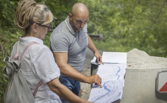 Jure Šimic, vodja projekta srednjesavskih elektrarn pri HSE, pravi, da akumulacija ni le energetika, je urejanja celotnega območja in dodana vrednost ljudem, ki tam živijo. Foto: Leon Vidic/Delo