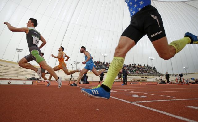 Atletika, ki je in ostaja kraljica športa, bi pa že zaslužila večjo publiciteto in pozornost medijev. Foto Matej Družnik