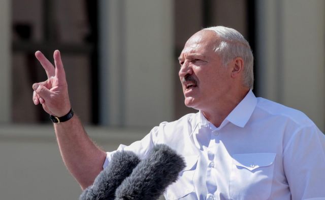 Beloruski predsednik Aleksander Lukašenko se je pohvalil pred podporniki, da je v državi naredil red. FOTO: Siarhei Leskiec/AFP