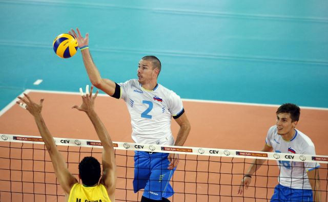 Alen Pajenk (2) je že vrsto let med udarnimi aduti slovenske reprezentance. FOTO: Uroš Hočevar/Delo