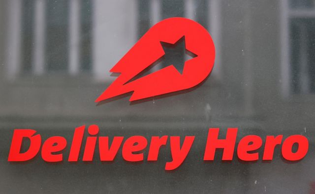 Cena delnic nemškega podjetja za dostavo hrane Delivery Hero drsi že šest dni in se je v tem obdobju znižala za okoli desetino. Foto: Fabrizio Bensch/Reuters