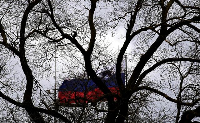 10 držav je v zadnjih letih zaprlo svoja veleposlaništva v Sloveniji. FOTO: Roman Šipić/Delo