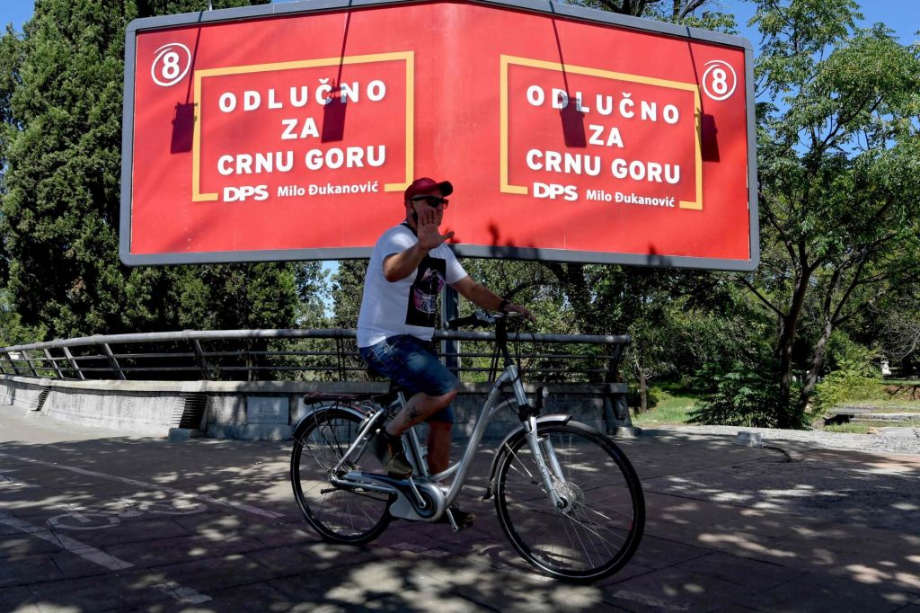 V deželi dvoglavega orla volijo nov parlament