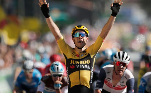 V sedmih etapah so kolesarji Jumba Visme slavili že tri zmage, dve Wout van Aert (na fotografiji) in eno Primož Roglič. FOTO: Benoit Tessier/AFP