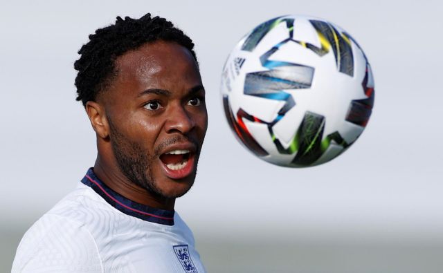 Raheem Sterling je z bele točke zadel zmagoviti gol za Anglijo. FOTO: John Sibley/Reuters