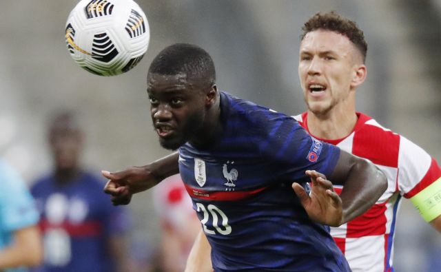 Dayot Upamecano je dosegel zmagviti gol za Francijo. FOTO: Charles Platiau/Reuters
