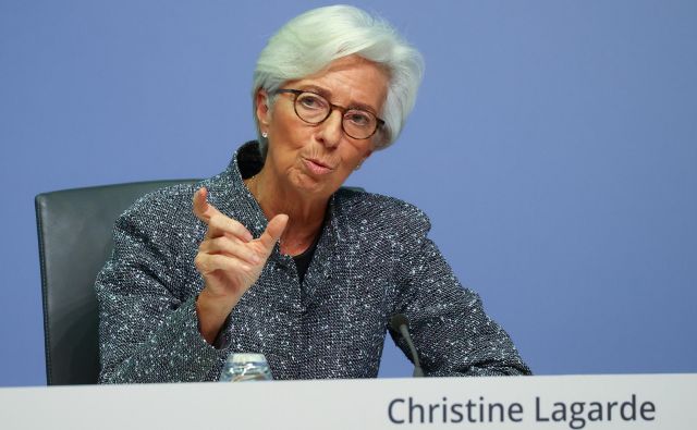 Finančni svet bo danes pozorno prisluhnil besedam predsednice ECB Christine Lagarde.  Foto Kai Pfaffenbach Reuters