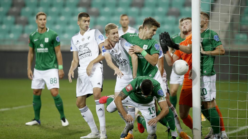 FOTO:Olimpija še brez sape, Maribor s Camoranesijem učinkovit