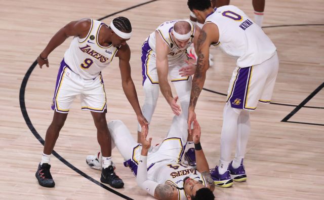 Moštvo Los Angeles Lakers je prvi finalist zahodne konference v ligi NBA. V polfinalu je s 4:1 v zmagah strlo Houston. FOTO: Michael Reaves/AFP